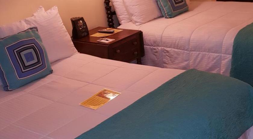 The Caribbean Court Boutique Hotel Vero Beach Exterior foto