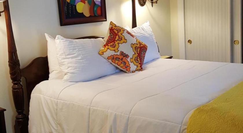 The Caribbean Court Boutique Hotel Vero Beach Exterior foto