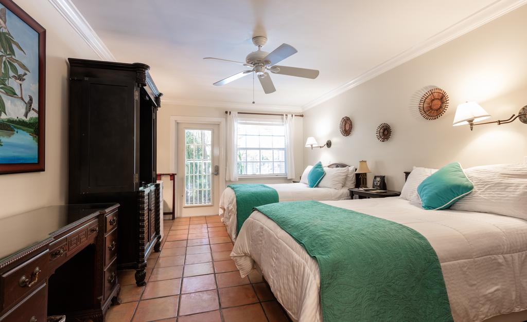 The Caribbean Court Boutique Hotel Vero Beach Exterior foto